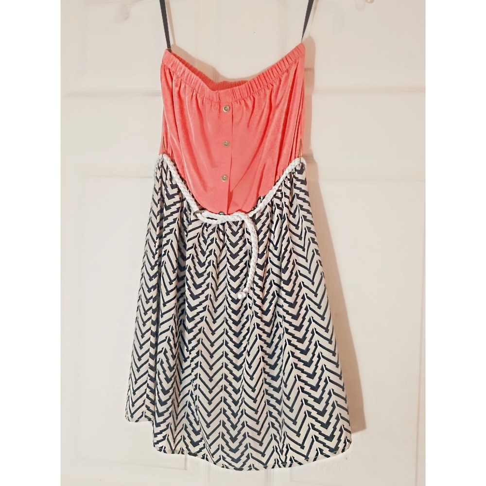I.N. San Francisco NWT strapless dress
